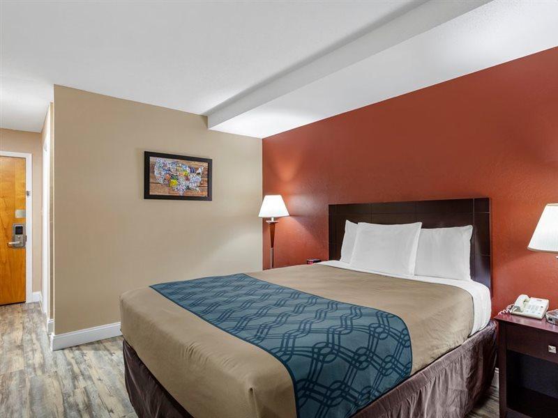 Econo Lodge Inn & Suites Old Saybrook - Westbrook Екстер'єр фото