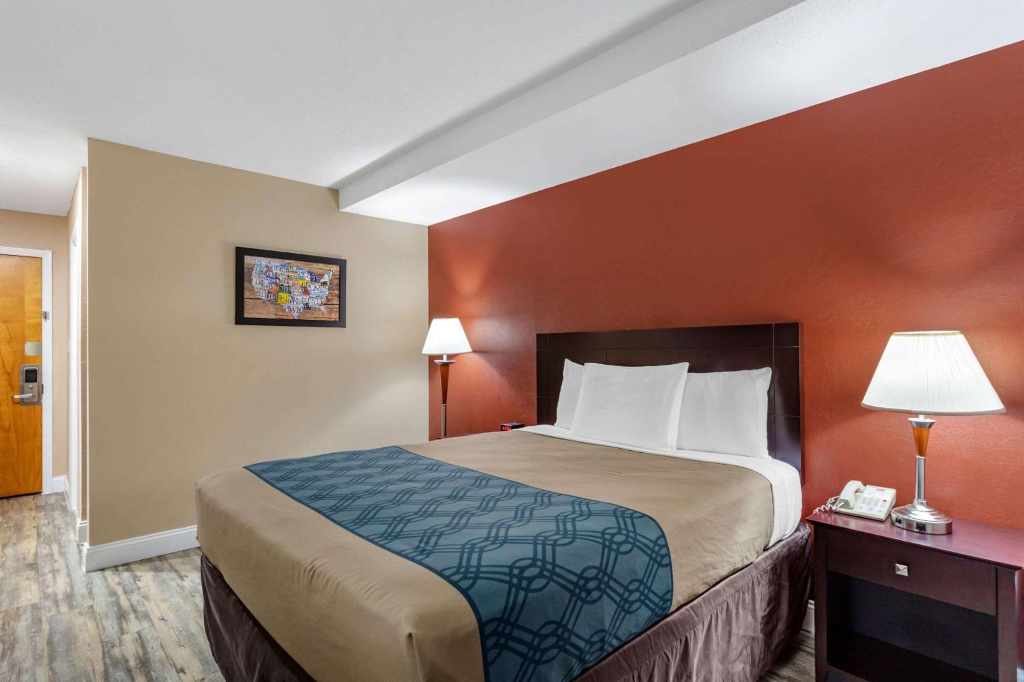 Econo Lodge Inn & Suites Old Saybrook - Westbrook Екстер'єр фото